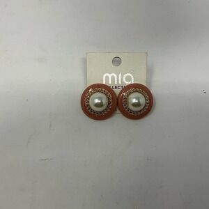 Mia Rounds earrings